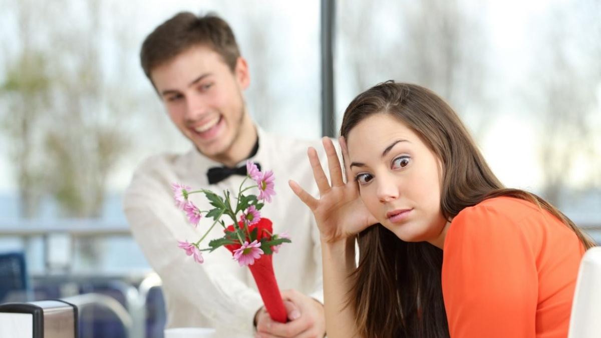 Giải Mã Giấc Mơ Thấy Núi Sập: Điềm Báo Và Số Đề Liên Quan