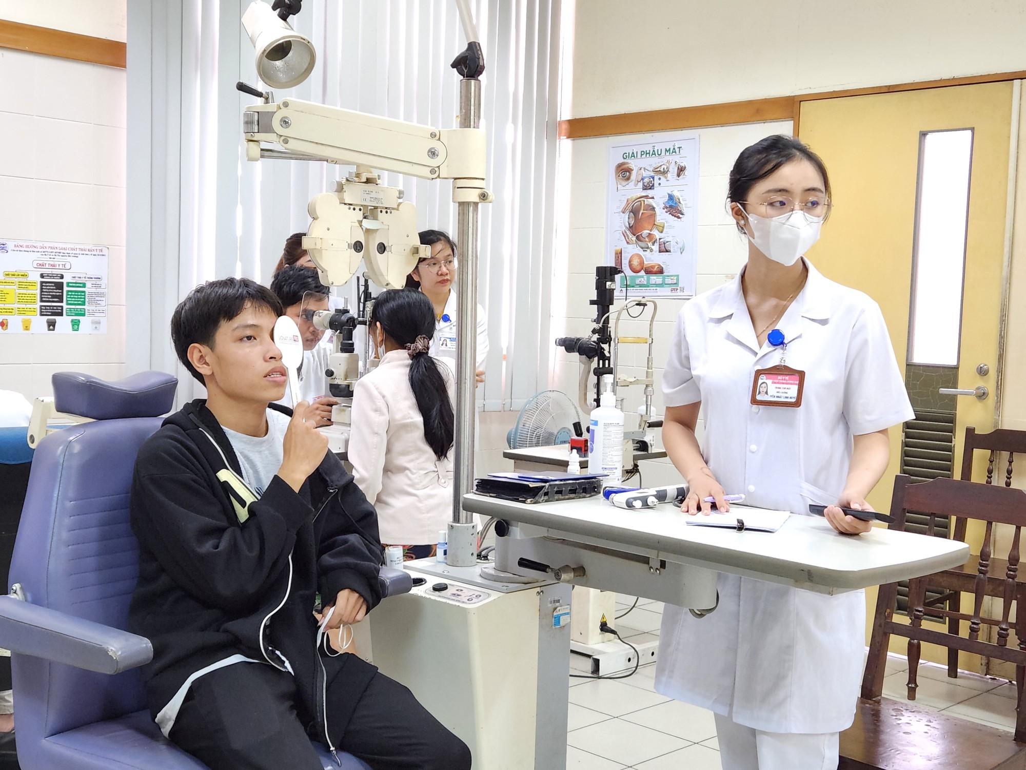 Giải Mã Giấc Mơ Thấy Cá Và Chó: Điềm Báo Gì Về Số Đề?
