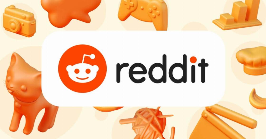 Cắt lúa dưới trời mưa