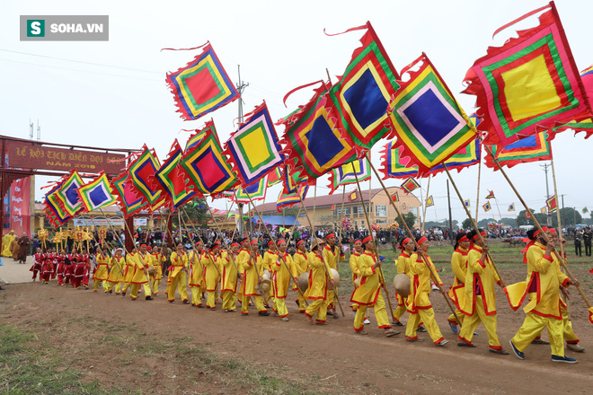 Dắt Trâu Xuống Ruộng
