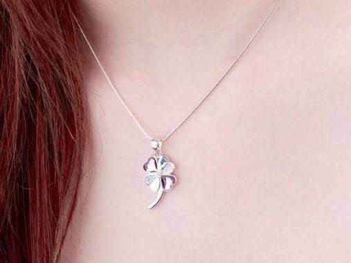 Giải Mã Giấc Mơ Thấy Rắn Màu Trắng Và Số Đề Liên Quan