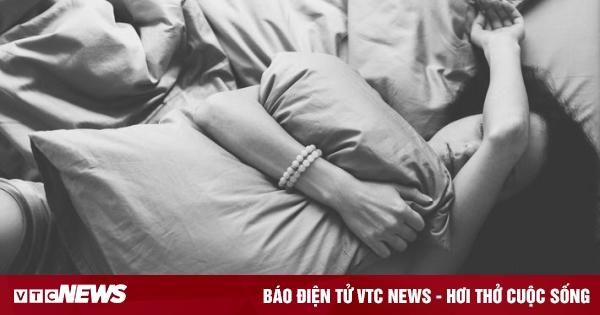 Giải Mã Giấc Mơ Thấy Rắn Khổng Lồ Màu Trắng Và Con Số May Mắn