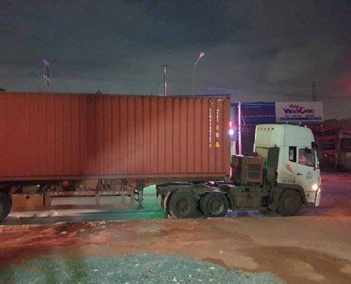 Mơ thấy xe container bị lật