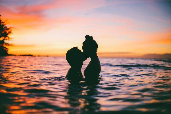 Nằm Mơ Thấy Dao Đánh Con Gì? Giải Mã Và Số Đề Liên Quan
