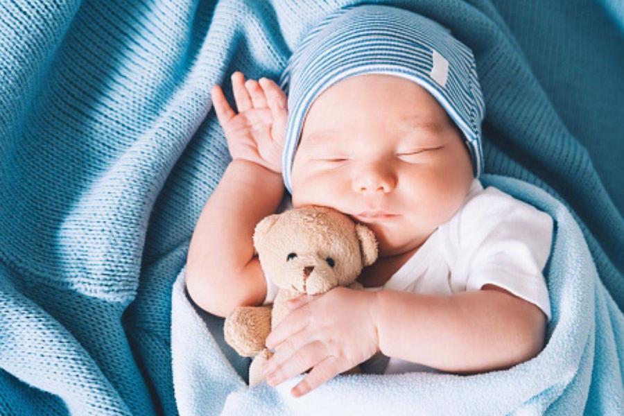 Nằm Mơ Thấy Người Chết Xin Tiền: Giải Mã Số Đề