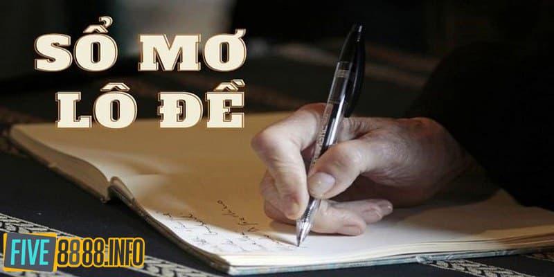 Giải Mã Giấc Mơ Thấy Rắn Khổng Lồ Màu Trắng Và Con Số May Mắn