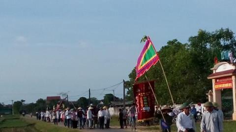 Giải Mã Giấc Mơ Thấy Nhiều Người Đội Khăn Tang